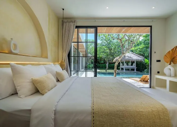 New 4 Bdr Mejan Villa *